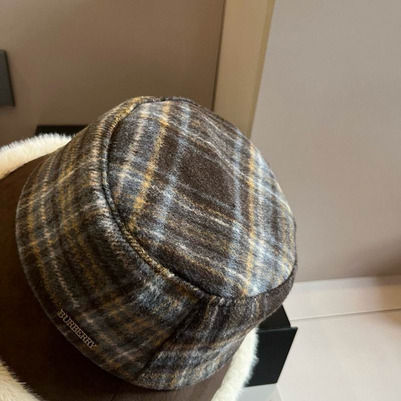 Burberry hat (14)